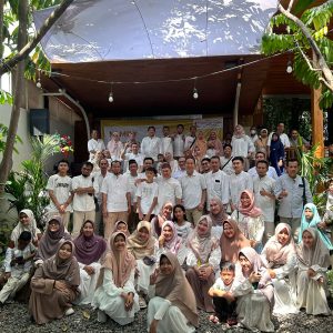 Family Gathering BDA
